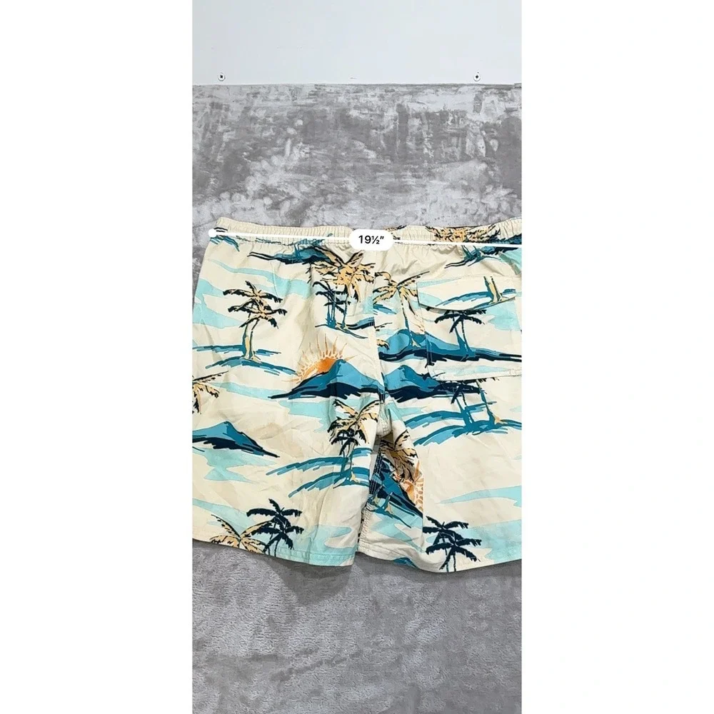 O'Neill‎ Cruzers Cabana Volley Shorts Mens Size XXL Crisp Graphics New With Tags